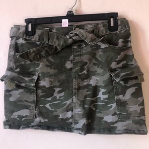 ❤️Justice Camo Mini Skirt Utility Pockets Green